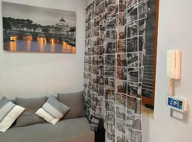 דירה Grey *